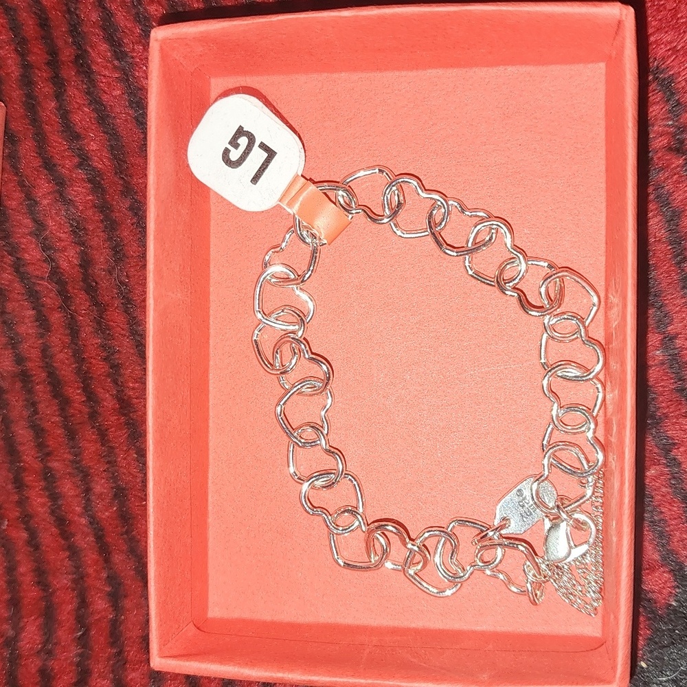 NWT James Avery LG heart charm bracelet